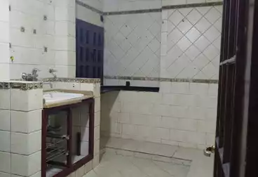 شقق للبيع - 3 غرف - بالدور 4