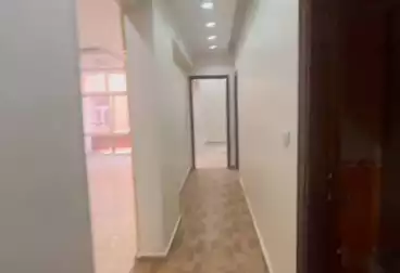 شقق للبيع - 3 غرف - بالدور 11