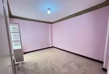 Apartments For sale - 2 rooms - floor 4