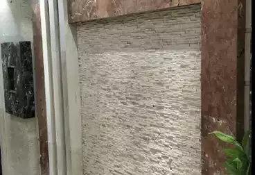 Apartments For sale - 2 rooms - floor 8