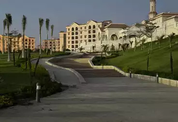 Apartments For sale - 2 rooms - floor 5