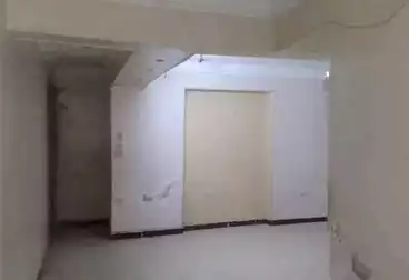 شقق للبيع - 3 غرف - بالدور 1