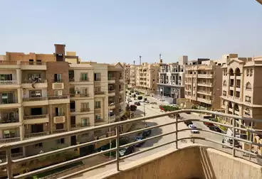 Apartments For sale - 3 rooms - floor 4