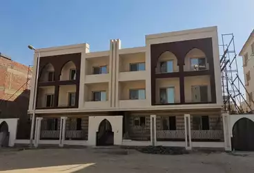 Apartments For sale - 4 rooms - floor 1