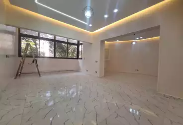 Apartments For sale - 3 rooms - floor 1