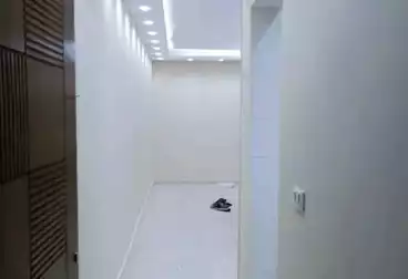 شقق للبيع - 2 غرف - بالدور 5