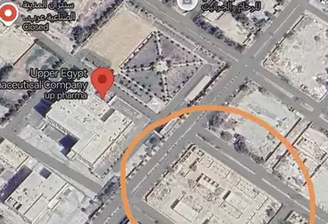 مصنع للبيع