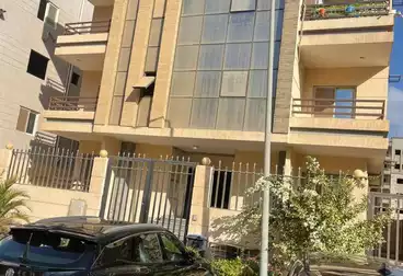 Apartments For sale - 3 rooms - floor 2