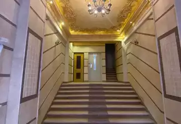 Apartments For sale - 3 rooms - floor 5