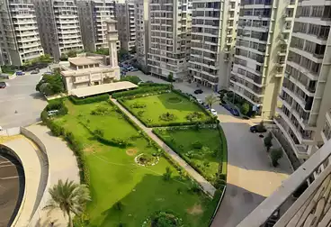 Apartments For sale - 2 rooms - floor 1