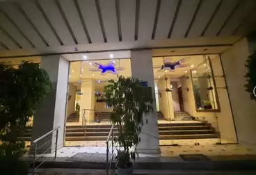 Apartments For sale - 3 rooms - floor 8