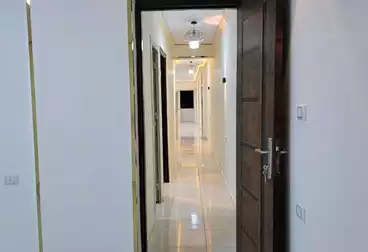 شقق للبيع - 3 غرف - بالدور 11