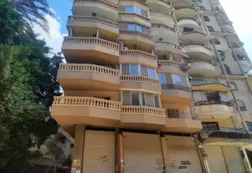 Apartments For sale - 2 rooms - floor 4