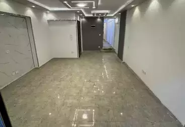 Apartments For sale - 3 rooms - floor 4