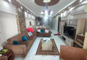Furnished Apartment For sale - 3 rooms - floor 9