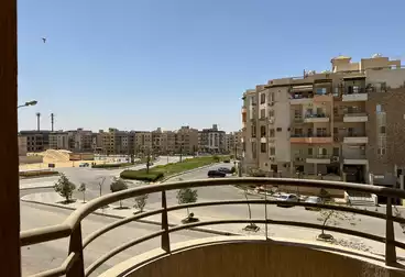 Apartments For sale - 3 rooms - floor 2