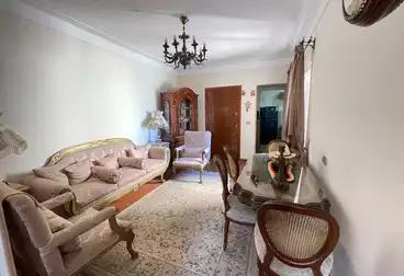 شقق للبيع - 2 غرف - بالدور 3