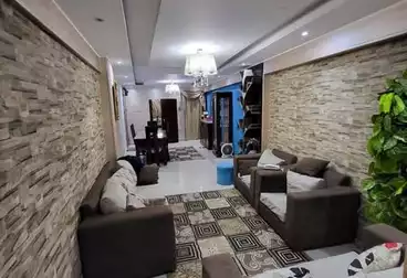 Furnished Apartment For sale - 3 rooms - floor 5