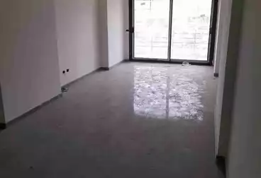 Apartments For rent - 3 rooms - floor 4