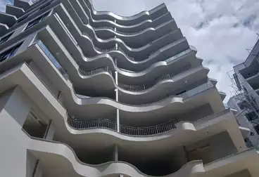 Apartments For sale - 2 rooms - floor 7