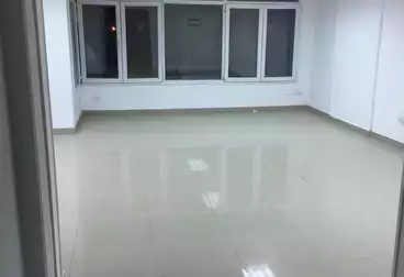 Apartments For sale - 3 rooms - floor 3