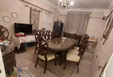 عقارات للبيع - 3 غرف - بالدور 5