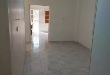 Apartments For sale - 3 rooms - floor 1