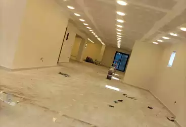 أرض إدارية للإيجار
