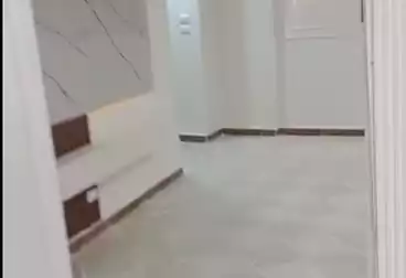 شقق للبيع - 2 غرف - بالدور 1