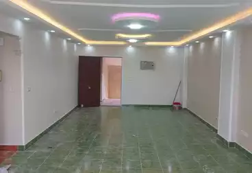 Apartments For sale - 3 rooms - floor 1