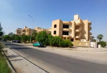 Properties For sale - 9 rooms