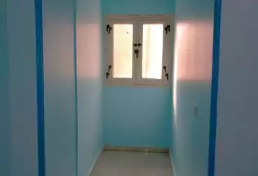 Apartments For rent - 3 rooms - floor 12