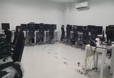 عقارات للإيجار - 2 غرف - بالدور 1