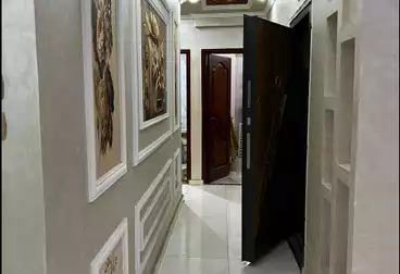 Apartments For sale - 2 rooms - floor 1