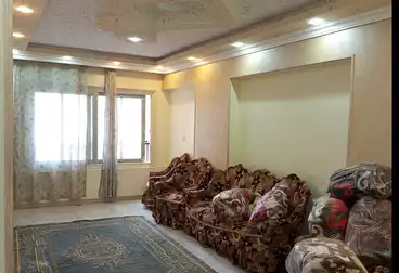 شقق للإيجار - 2 غرف - بالدور 0