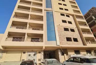 Apartments For sale - 3 rooms - floor 1