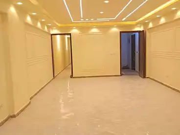 Apartments For rent - 3 rooms - floor 8
