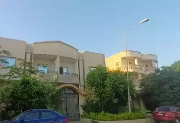 Apartments For sale - 3 rooms - floor 1