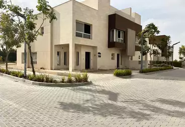 فلل للبيع - 6 غرف