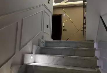 توين هاوس للإيجار - 4 غرف