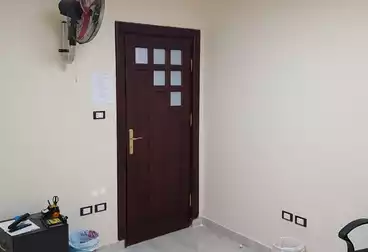 إداري للإيجار - 3 غرف - بالدور 1