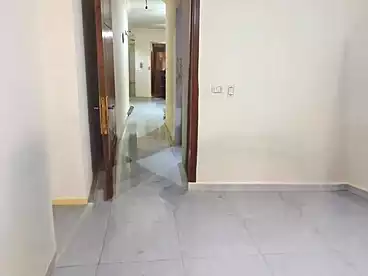 عقارات للإيجار - 3 غرف - بالدور 1
