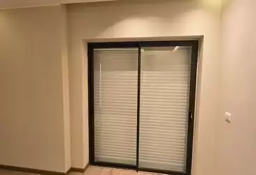 شقق للبيع - 3 غرف - بالدور 1