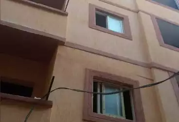 Building For sale - 3 rooms