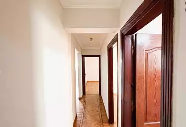 عقارات للبيع - 3 غرف - بالدور 8