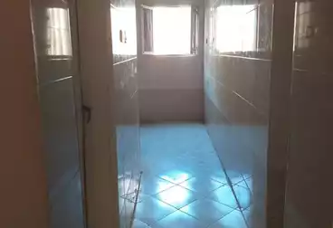 Apartments For sale - 3 rooms - floor 4