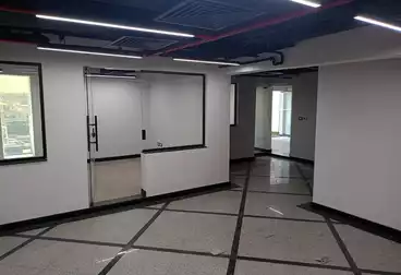 مساحة مكتبية للإيجار - بالدور 0