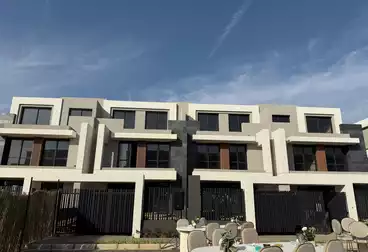 undefined undefined - 5 rooms