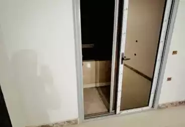 شقق للبيع - 3 غرف - بالدور 12