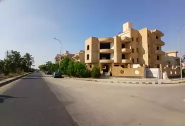 Villas For sale - 9 rooms